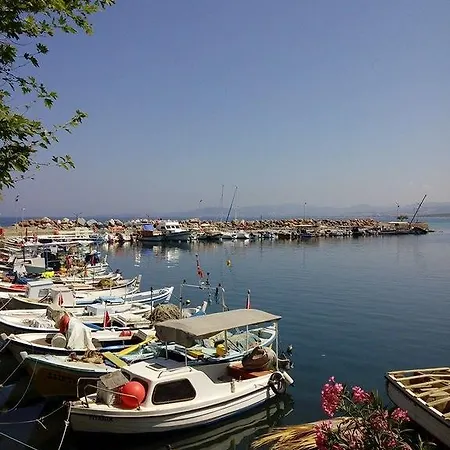 Homestay Demirci 4 Kusadasi